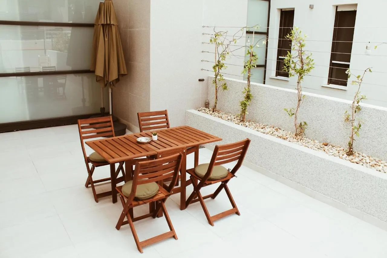 Cozy Seaside Apartment With Pool & Terrace Split 0*,