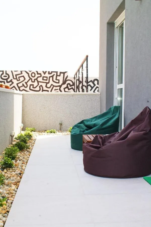 Cozy Seaside Apartment With Pool & Terrace Split 0*,