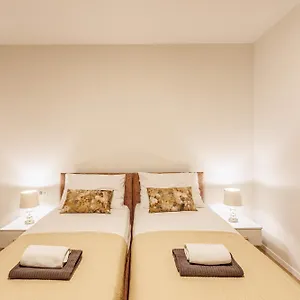 Blue Pearl-split Town Center Appartement
